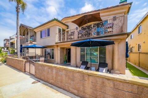 Palm Tree Getaway House in Balboa Peninsula