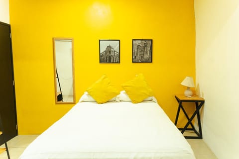 Casa Don José: GIRASOLES Suite Apartment in Oaxaca