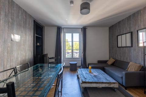 L'appart K-ZA Wifi Fibre Checkin auto 6 pers Apartment in Le Mans