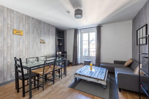 L'appart K-ZA Wifi Fibre Checkin auto 6 pers Apartment in Le Mans