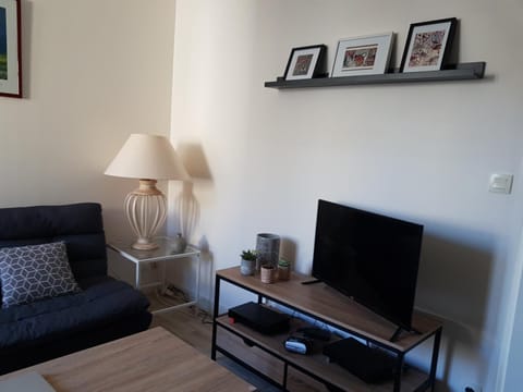 Les Gravelots House in Saint-Vaast-la-Hougue