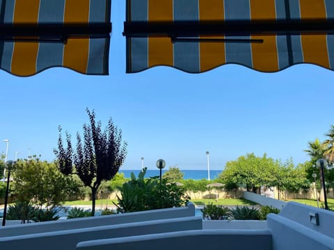Spring, Day, Natural landscape, View (from property/room), Balcony/Terrace, Sea view