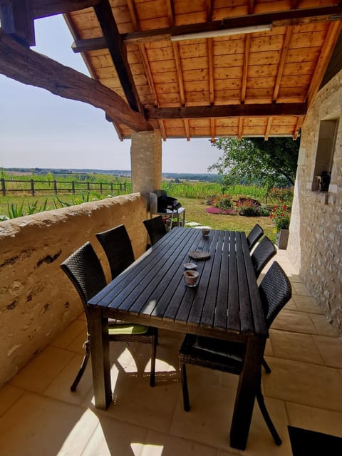 Gîte de charme dans un cadre calme et reposant House in Centre-Val de Loire