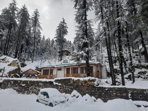 Property building, Day, Natural landscape, Winter