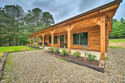 Setting Sun Eagletown Gem - Private River Access House in Arkansas