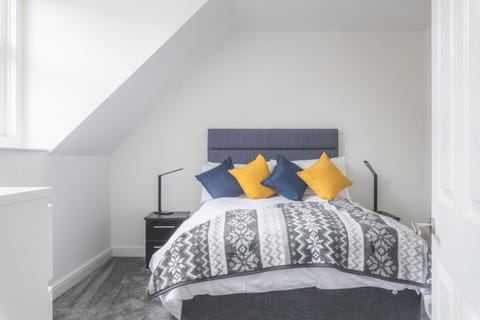 Coast View Luxury Apartment Apartment in Lyme Regis