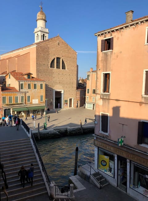 View (from property/room), Landmark view, River view