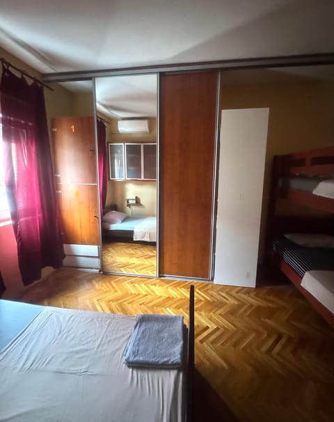 KotorHostelito Hostel in Dobrota