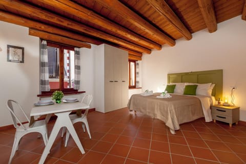 Lo Speziale - Paccasassi Apartment in Sirolo