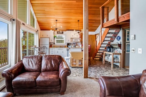 Salty Kisses House in Washington