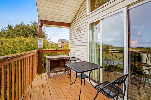 Salty Kisses House in Washington