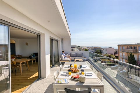 BBQ facilities, View (from property/room), Balcony/Terrace, Balcony/Terrace, Dining area