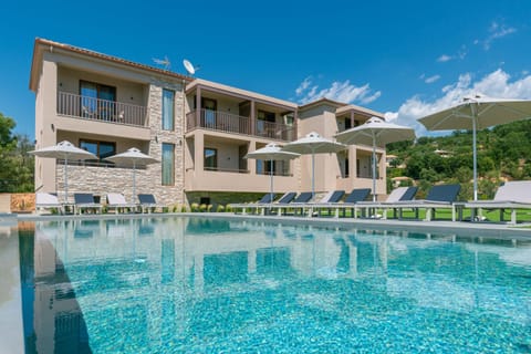 Property building, Swimming pool