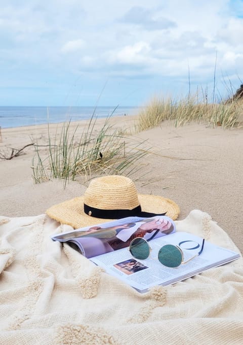 Pine Point Apartament with terrace, shared pool, tennis court Apartment in West Pomeranian Voivodeship, Poland