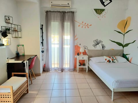 Bed, Photo of the whole room, air conditioner