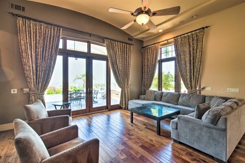 Stunning Palmdale Villa Oasis on Vineyard! Villa in Palmdale