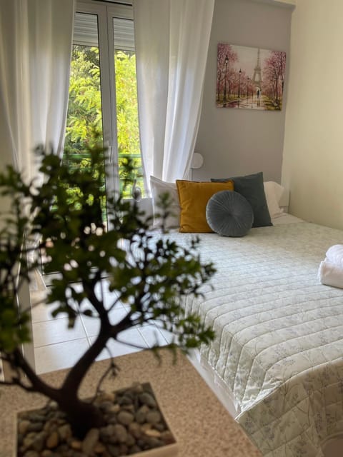 Kozani elegant. Διαμέρισμα στο κέντρο της κοζάνης Apartment in Decentralized Administration of Macedonia and Thrace