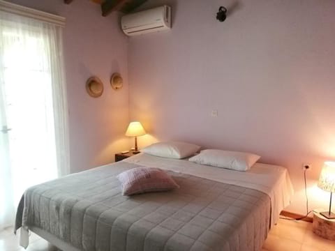 Agrilis Cottage near the beach House in Messenia