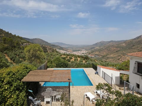 Natural landscape, Garden, Garden view, Mountain view, Swimming pool, Swimming pool
