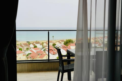 View (from property/room), Balcony/Terrace, Sea view