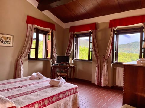 Agriturismo Le Sughere Farm Stay in Tuscany