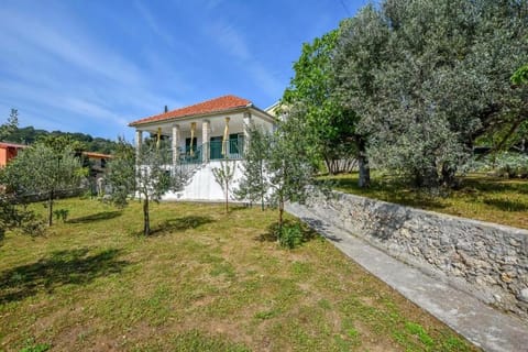 Apartment House Zdrelac - Meri Apartment in Šibenik-Knin County, Croatia