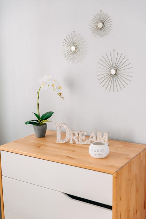 Decorative detail, Bedroom