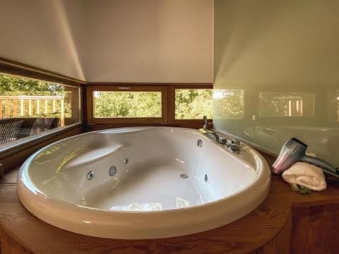 Cabanas de Udra Campground/
RV Resort in O Morrazo