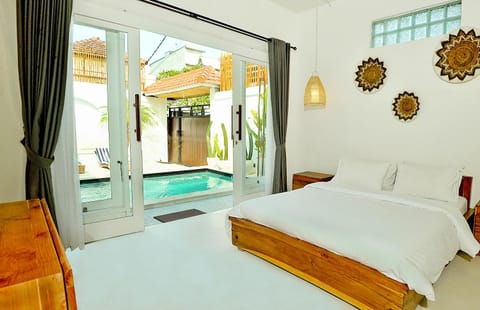 Bed, Photo of the whole room, Bedroom, Pool view