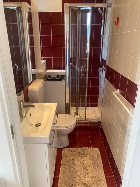 Red dream Apartment in Trieste