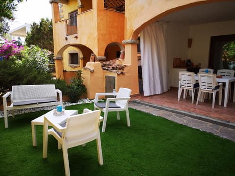 Patio, Garden, Balcony/Terrace