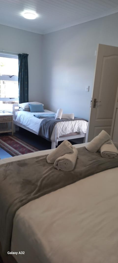 Oppikoppi De Kelders Bed and Breakfast in Western Cape
