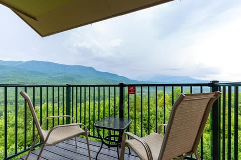 Natural landscape, Balcony/Terrace, Mountain view