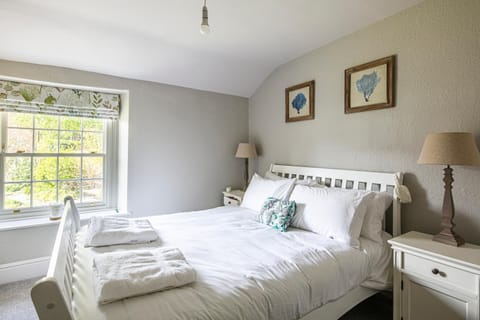 The Aubrey - a gorgeous converted 17th Century Grade II listed bolthole in Bakewell House in Bakewell