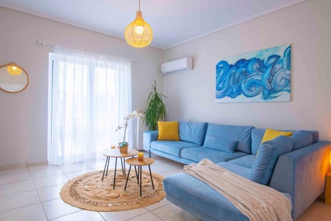 Balcony/Terrace, Balcony/Terrace, Living room, locker