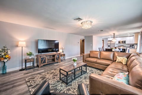 1 Mi to Hersheypark Family Home with Game Room! House in Hershey