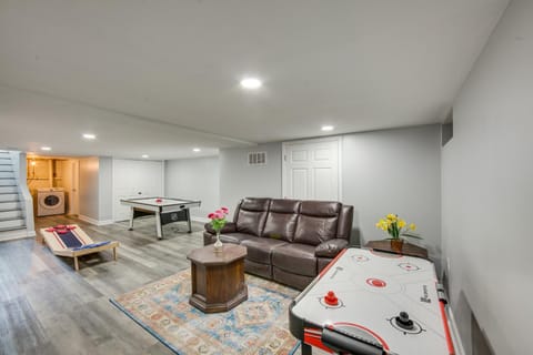 1 Mi to Hersheypark Family Home with Game Room! House in Hershey