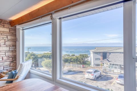 Wycliff #15 House in Lincoln City