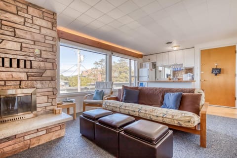 Wycliff #15 House in Lincoln City