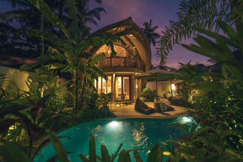 Property building, Night, Garden, Pool view, Swimming pool, sunbed