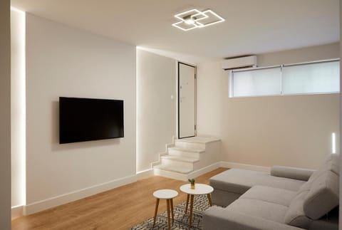TV and multimedia, Living room, Seating area