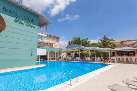 Property building, Swimming pool, Swimming pool