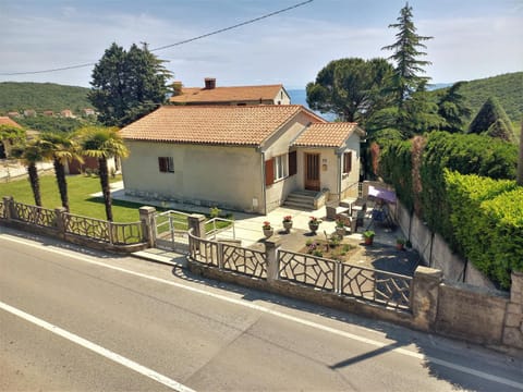 Property building, Garden, Garden view, Sea view, Street view, Inner courtyard view