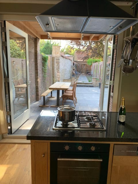 Toplocatie in centrum Sluis House in Knokke-Heist