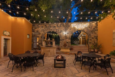 Inner courtyard view