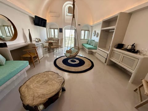 Kaleidoscope Imerovigli Suites Apartment hotel in Imerovigli