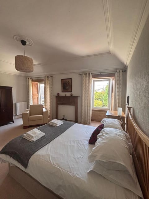 Holiday House at 22, 3 bedroom cottage in historic Wigtown House in Wigtown