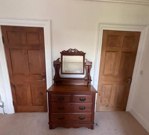 Holiday House at 22, 3 bedroom cottage in historic Wigtown House in Wigtown