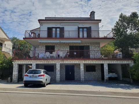 Property building, Parking