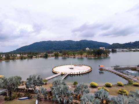 Nearby landmark, Natural landscape, Lake view